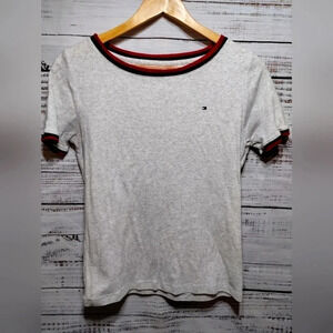 Tommy Hilfiger Ringneck Tshirt Short Sleeve in‎ gray size Medium Y2K Babydoll